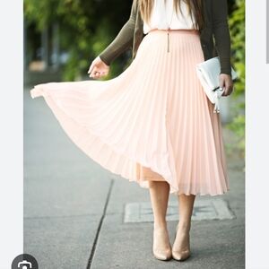 Twik Pleated Midi skirt
